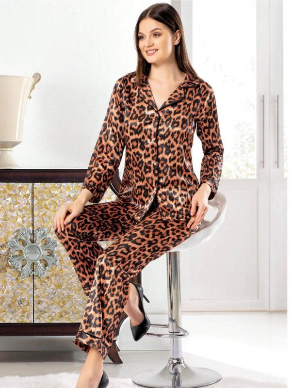 Set Pijama Satin cu Motive de Leopard (023)