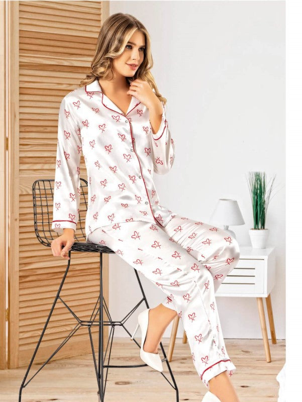 Set Pijama Satin Alb cu Pattern Inimioare (021)